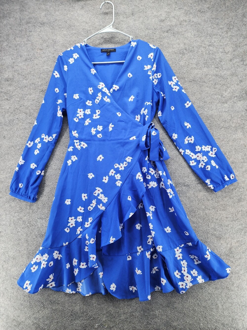 Banana Republic Dress Womens 2 Wrap V Neck Blue Floral Knee Length